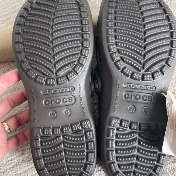 CROCS Brown Flats - Picture 5 of 6